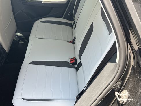 New 2026 Volkswagen Taos SE FWD image 14