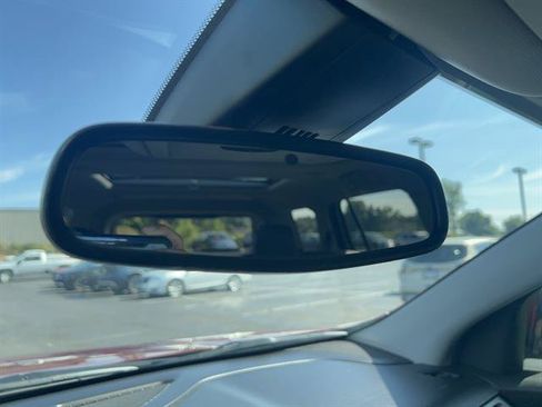 Used 2019 GMC Acadia SLT AWD/4WD image 23