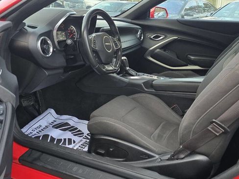 Used 2016 Chevrolet Camaro LT image 13