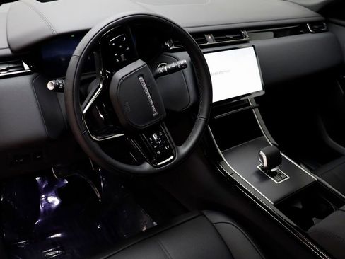 New 2026 Land Rover Range Rover Velar Dynamic SE AWD/4WD image 8