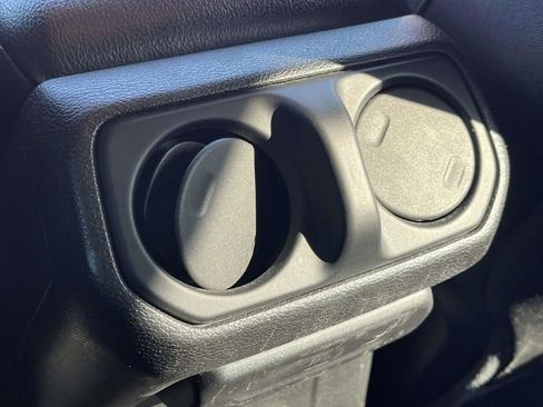 Used 2019 Jeep Wrangler Rubicon image 18