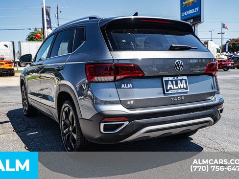 Used 2022 Volkswagen Taos SE image 7