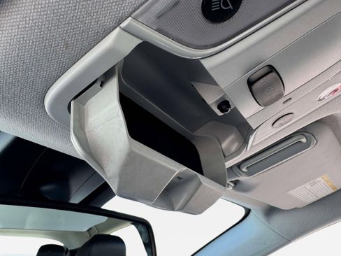 Used 2019 Toyota Prius XLE w/ Advanced Technology Package image 41