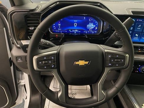 Used 2024 Chevrolet Silverado 2500 LTZ w/ LTZ Plus Package image 16