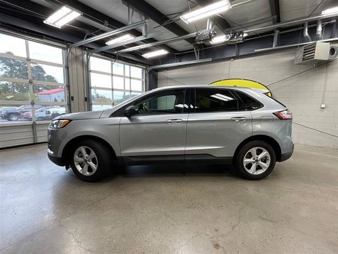 Used 2022 Ford Edge SE AWD/4WD image 2