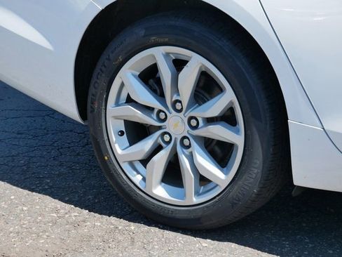 Used 2019 Chevrolet Impala LT FWD image 7