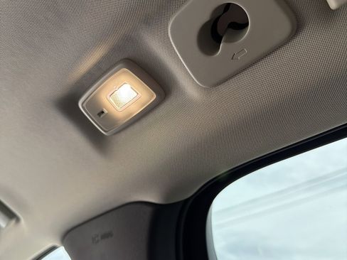 Used 2023 Volvo XC60 B5 Ultimate image 58