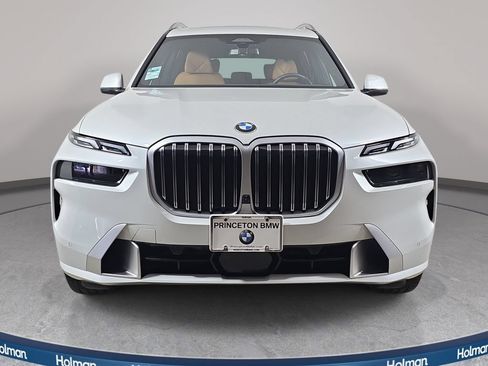 Used 2026 BMW X7 xDrive40i w/ Premium Package AWD/4WD image 3