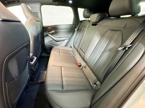 New 2027 Audi Q6 e-tron Premium Plus image 21