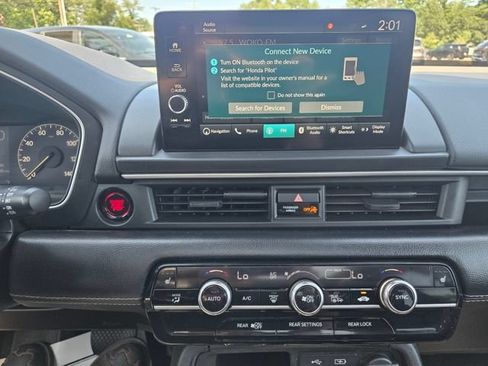 Used 2023 Honda Pilot Touring image 28