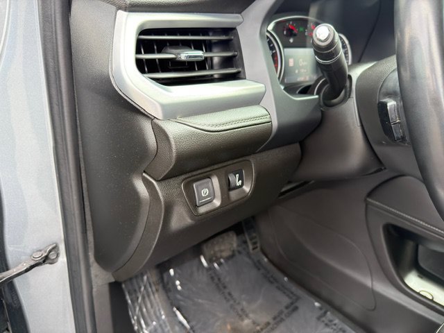 Used 2023 GMC Acadia SLT AWD/4WD image 26