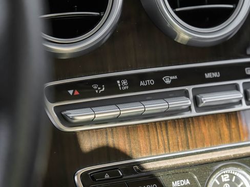 Used 2018 Mercedes-Benz C 300 Sedan image 29