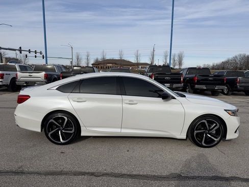 Used 2022 Honda Accord Sport Special Edition image 3