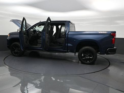 Used 2022 Chevrolet Silverado 1500 LT Trail Boss AWD/4WD image 34