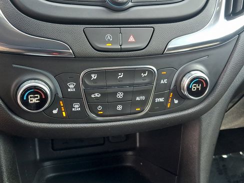 Certified 2024 Chevrolet Equinox LT FWD image 15