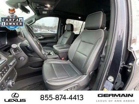 Used 2023 Chevrolet Suburban Premier w/ Premium Package 2 image 12