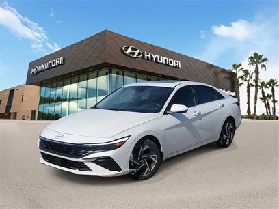 New 2025 Hyundai Elantra SEL
