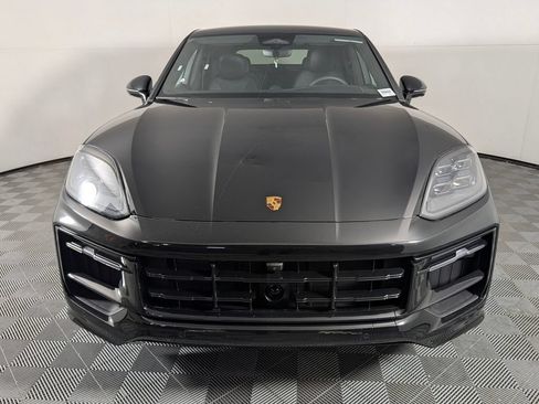 New 2026 Porsche Cayenne GTS AWD/4WD image 10