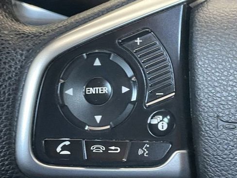 Used 2018 Honda Civic EX image 9