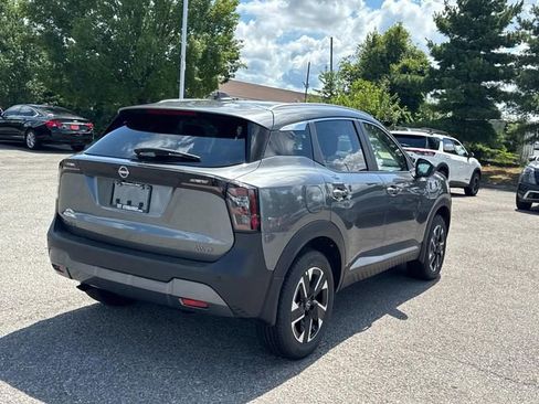 New 2025 Nissan Kicks SV w/ SV Premium Package image 4