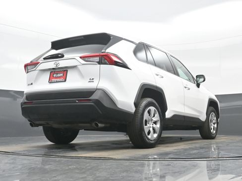 Used 2024 Toyota RAV4 LE image 29