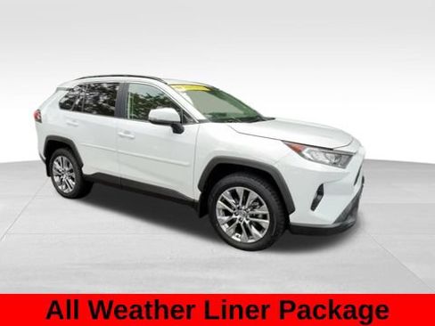 Used 2020 Toyota RAV4 XLE Premium AWD/4WD image 10