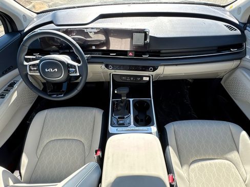 New 2026 Kia Carnival EX image 21