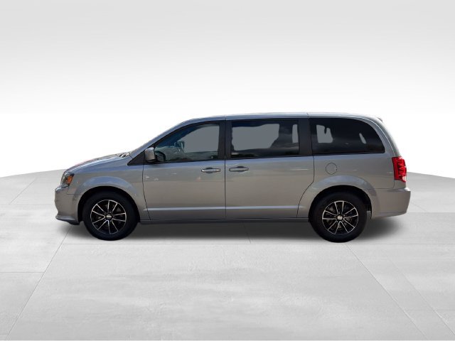 Used 2018 Dodge Grand Caravan SXT w/ Driver Convenience Group FWD image 6