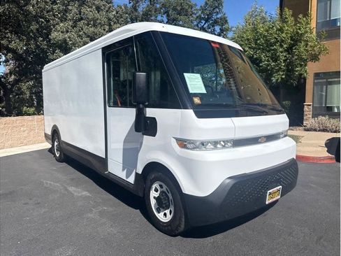 Used 2025 Chevrolet Brightdrop 600 w/ Power Door Package FWD image 5