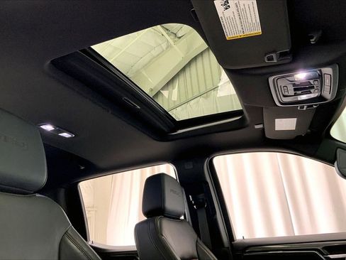 Used 2024 GMC Sierra 1500 AT4 w/ Technology Package image 27