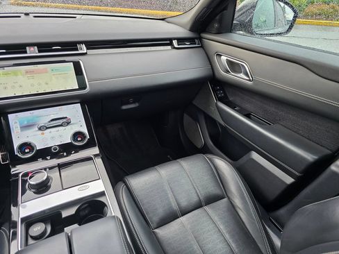 Used 2018 Land Rover Range Rover Velar R-Dynamic HSE AWD/4WD image 20