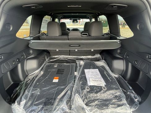 New 2026 Subaru Forester Premium image 11