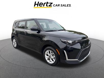 Used 2025 Kia Soul LX w/ LX Technology Package
