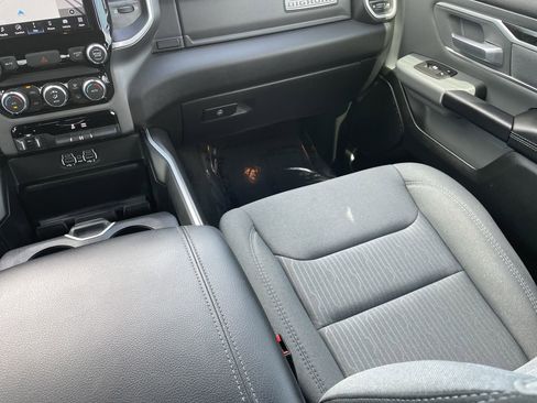 Used 2022 RAM 1500 Big Horn RWD image 15