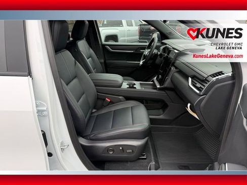 New 2026 GMC Acadia Elevation w/ Black Edition AWD/4WD image 21
