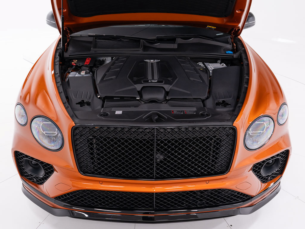 Certified 2022 Bentley Bentayga AWD/4WD image 48