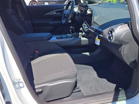 New 2026 Chevrolet Equinox EV LT FWD image 13