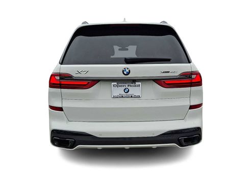 Used 2022 BMW X7 xDrive40i w/ M Sport Package AWD/4WD image 5