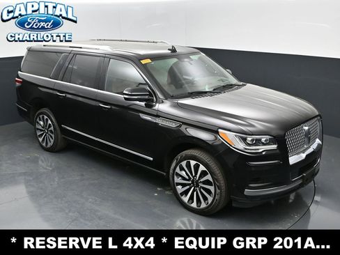 Used 2024 Lincoln Navigator L Reserve image 28