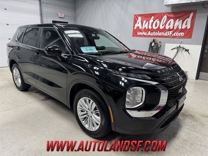 Used 2023 Mitsubishi Outlander ES