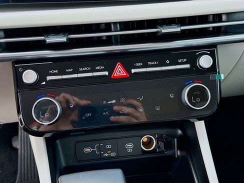 New 2026 Hyundai Tucson SEL FWD image 12