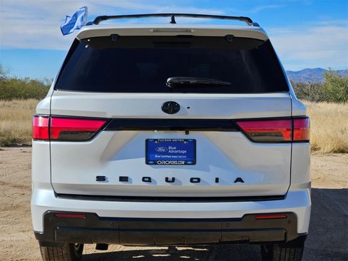 Used 2024 Toyota Sequoia Platinum image 6