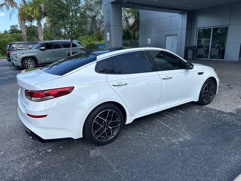 Used 2020 Kia Optima SE FWD image 3