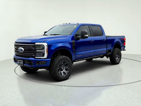 Used 2026 Ford F250 Platinum AWD/4WD image 2