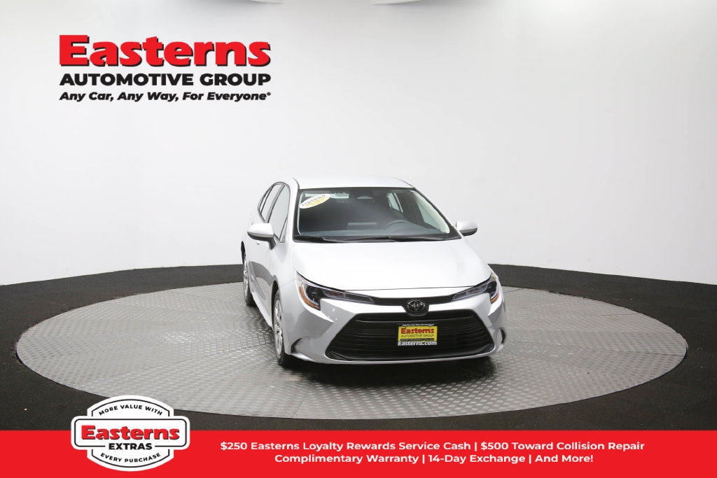 Used 2025 Toyota Corolla LE FWD image 52