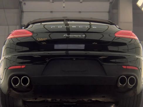 Used 2015 Porsche Panamera 4 AWD/4WD image 6