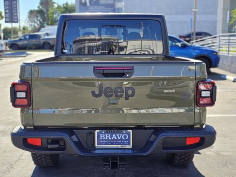 New 2026 Jeep Gladiator Willys image 6