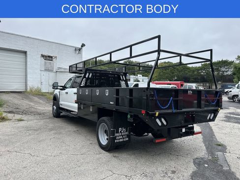 New 2025 Ford F550 4x4 Crew Cab image 9