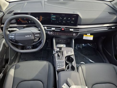 New 2026 Kia Sportage EX image 21