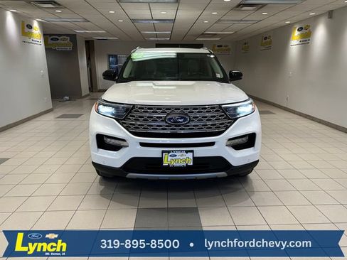 Used 2022 Ford Explorer Limited w/ Equipment Group 301A AWD/4WD image 31